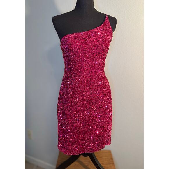 MIDNIGHT DOLL Dillard’s One Shoulder Sequin Front Slit Bodycon Dress - Picture 1 of 11